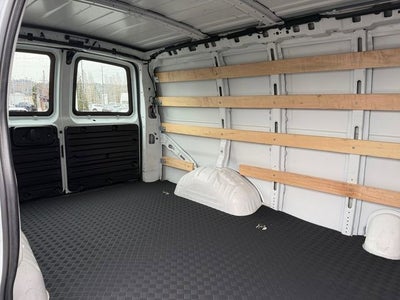 2024 Chevrolet Express Cargo 2500 WT