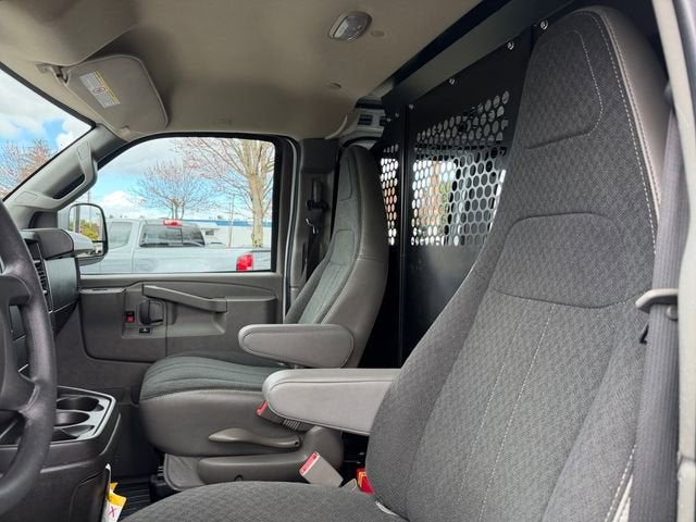 2024 Chevrolet Express Cargo 2500 WT