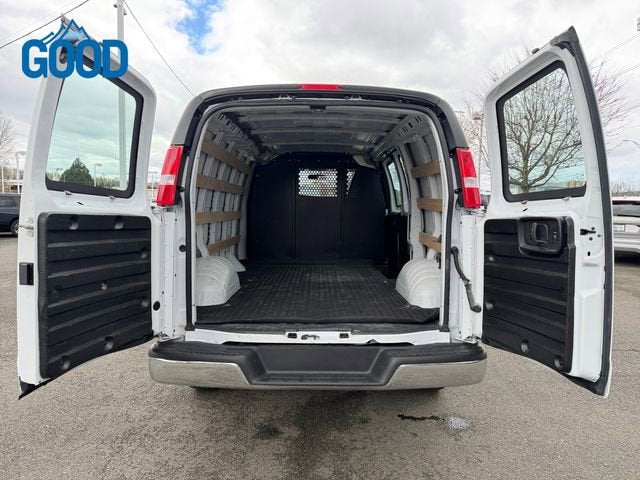 2024 Chevrolet Express Cargo 2500 WT