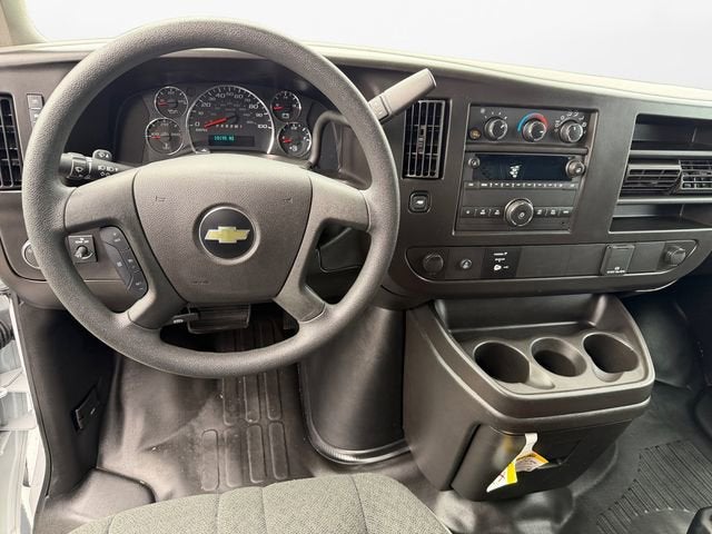 2024 Chevrolet Express Cargo 2500 WT