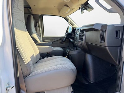 2025 Chevrolet Express Cargo WT