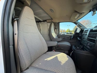 2025 Chevrolet Express Cargo WT