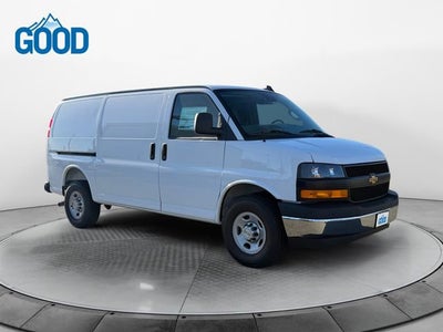 2025 Chevrolet Express Cargo WT