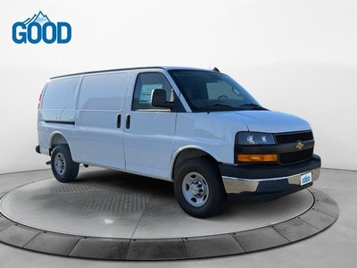 2025 Chevrolet Express Cargo WT