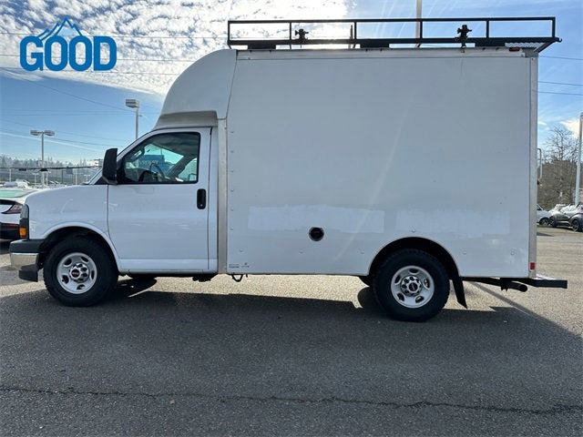 2017 GMC Savana Cutaway 3500 Base