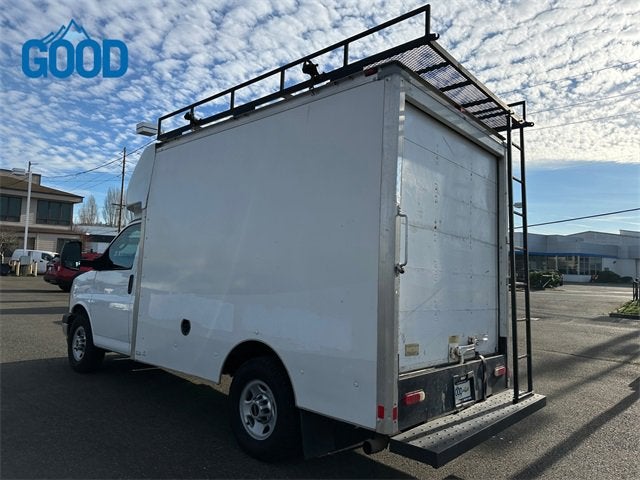 2017 GMC Savana Cutaway 3500 Base