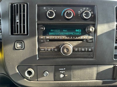 2017 GMC Savana Cutaway 3500 Base