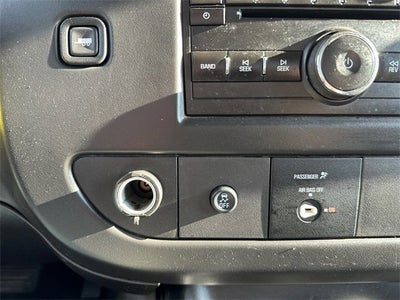 2017 GMC Savana Cutaway 3500 Base