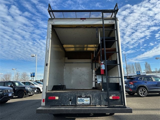 2017 GMC Savana Cutaway 3500 Base