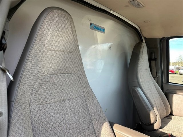 2017 GMC Savana Cutaway 3500 Base