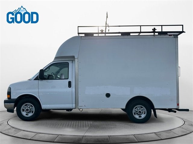 2017 GMC Savana Cutaway 3500 Base