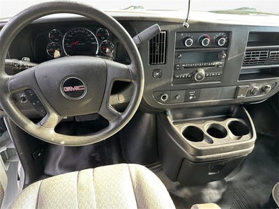 2017 GMC Savana Cutaway 3500 Base