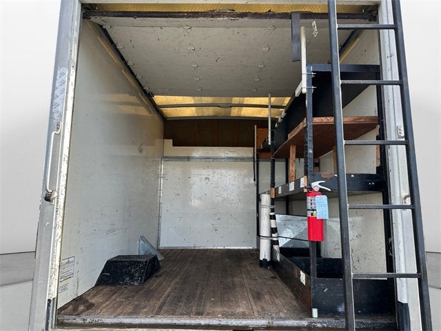 2017 GMC Savana Cutaway 3500 Base