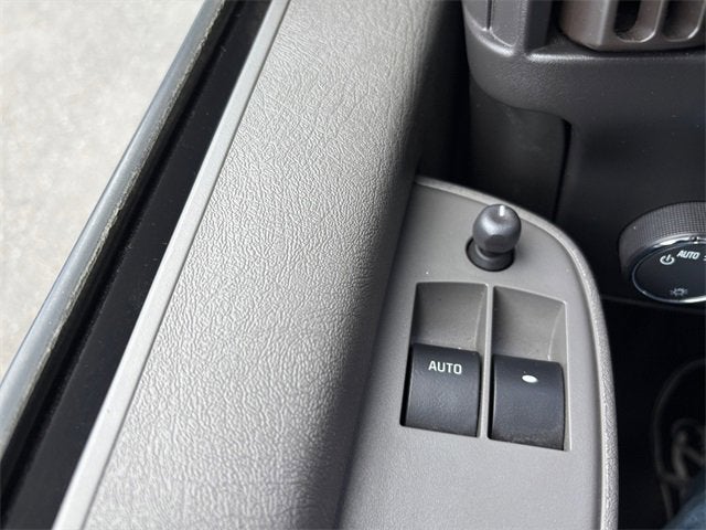 2022 GMC Savana Cutaway 3500 Base