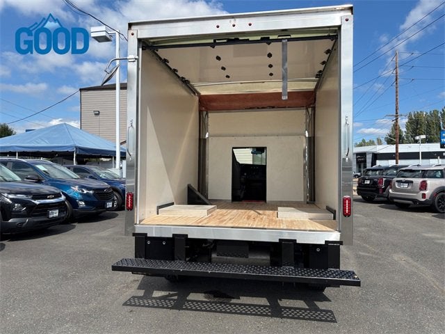 2022 GMC Savana Cutaway 3500 Base