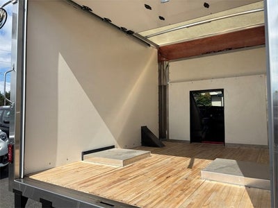 2022 GMC Savana Cutaway 3500 Base