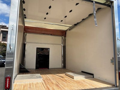 2022 GMC Savana Cutaway 3500 Base