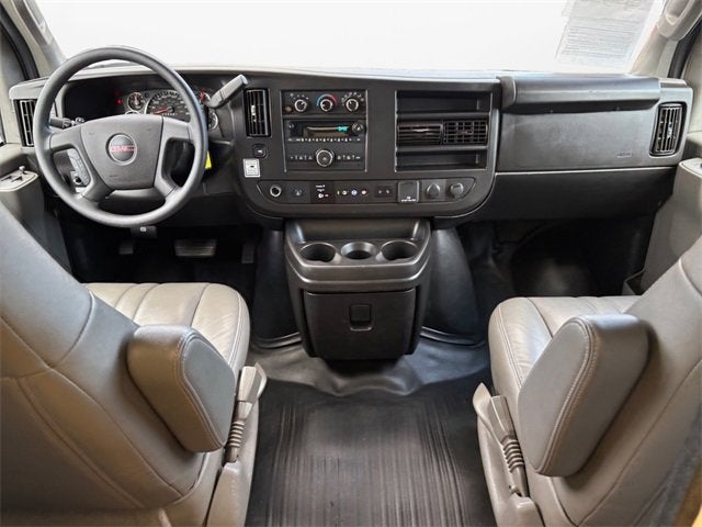 2022 GMC Savana Cutaway 3500 Base