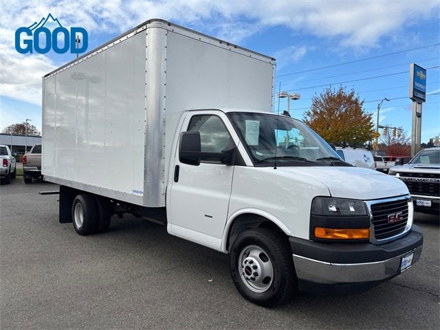 2023 GMC Savana Cutaway 3500 1WT