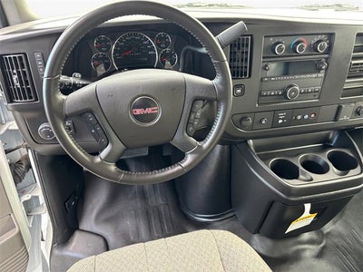 2023 GMC Savana Cutaway 3500 1WT