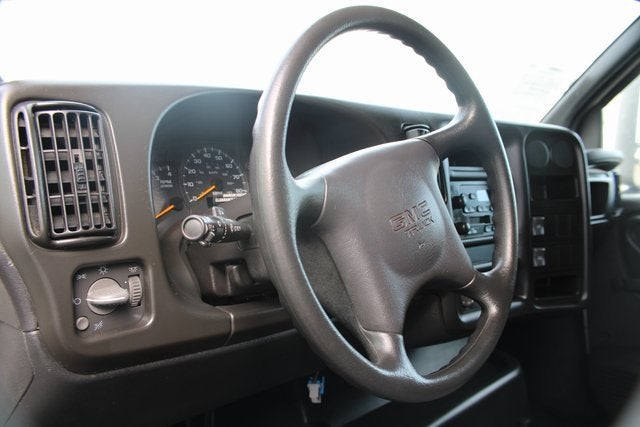 2005 GMC Topkick C6500 Base