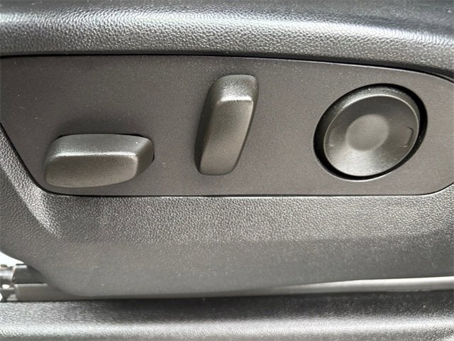 2023 GMC Yukon XL SLE