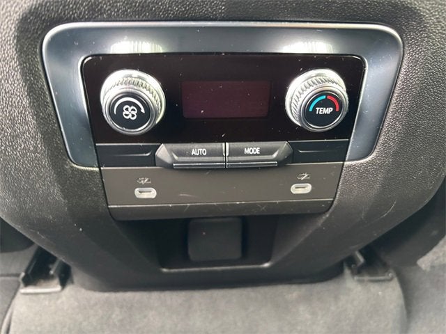 2023 GMC Yukon XL SLE