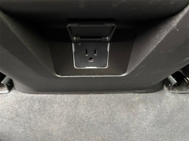 2023 GMC Yukon XL SLE