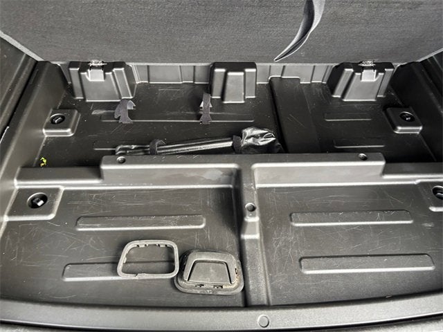 2023 GMC Yukon XL SLE