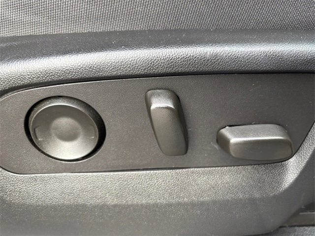 2023 GMC Yukon XL SLE