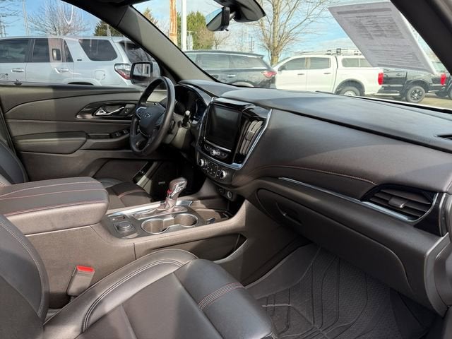 2022 Chevrolet Traverse RS