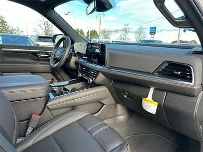 2025 Chevrolet Tahoe RST