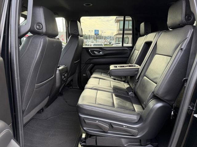 2024 Chevrolet Suburban LT