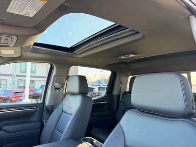 2025 GMC Sierra 1500 Elevation