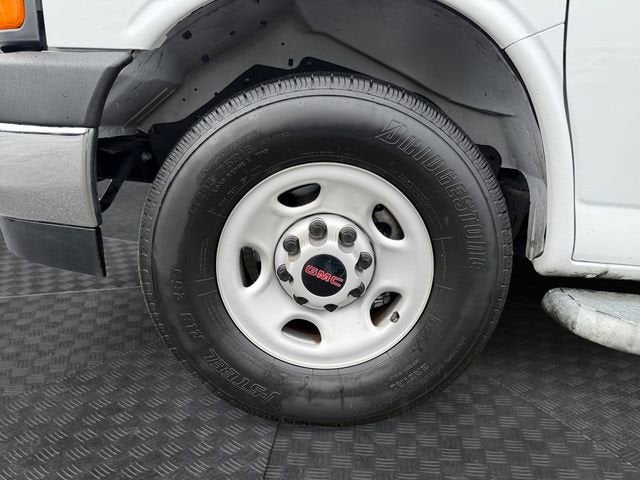 2024 GMC Savana Cargo 2500 Work Van