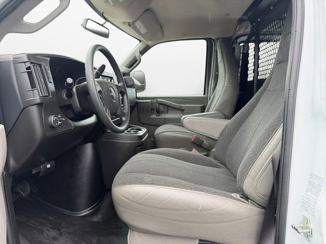 2024 GMC Savana Cargo 2500 Work Van