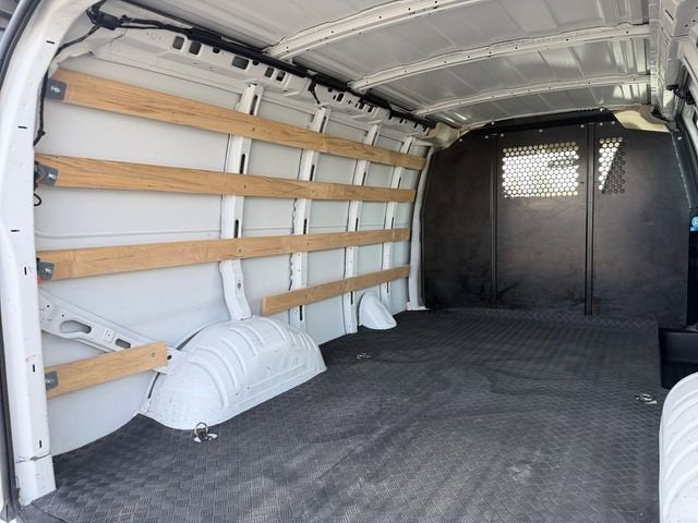 2024 GMC Savana Cargo 2500 Work Van