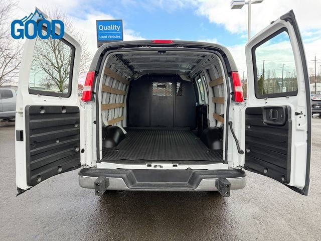 2024 GMC Savana Cargo 2500 Work Van