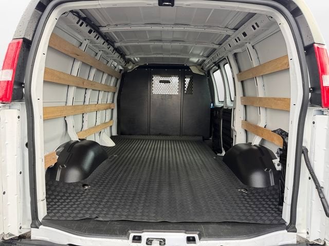 2024 GMC Savana Cargo 2500 Work Van