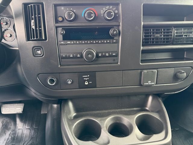 2024 GMC Savana Cargo 2500 Work Van