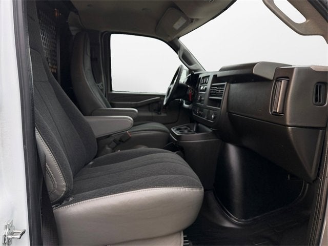 2024 GMC Savana Cargo 2500 Work Van