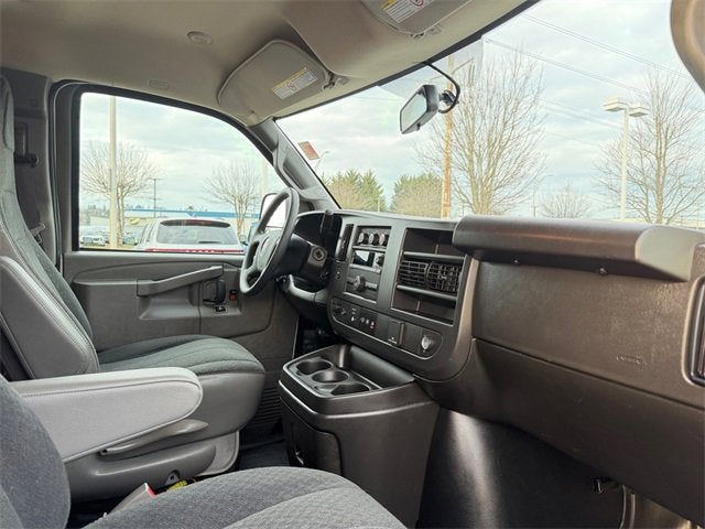 2024 GMC Savana Cargo 2500 Work Van