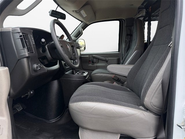 2024 GMC Savana Cargo 2500 Work Van