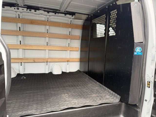 2024 GMC Savana Cargo 2500 Work Van