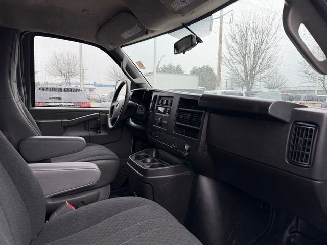 2024 GMC Savana Cargo 2500 Work Van