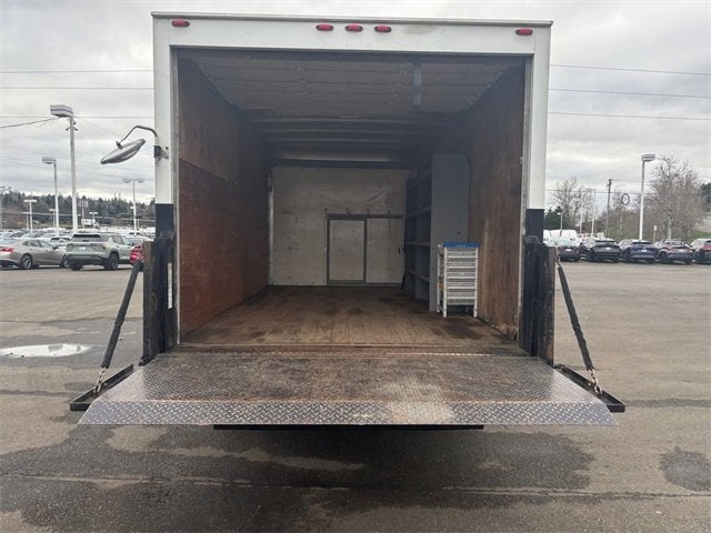 2017 Chevrolet Express Cutaway 3500 Base