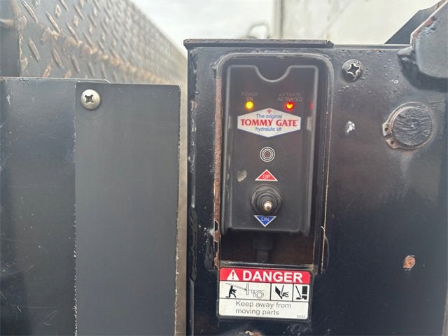 2017 Chevrolet Express Cutaway 3500 Base