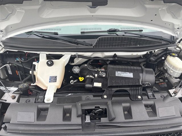 2017 Chevrolet Express Cutaway 3500 Base