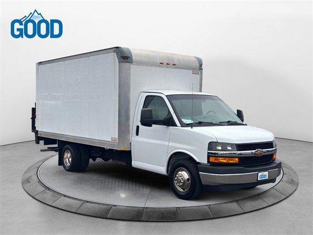 2017 Chevrolet Express Cutaway 3500 Base