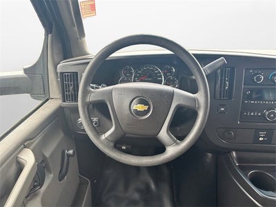 2017 Chevrolet Express Cutaway 3500 Base
